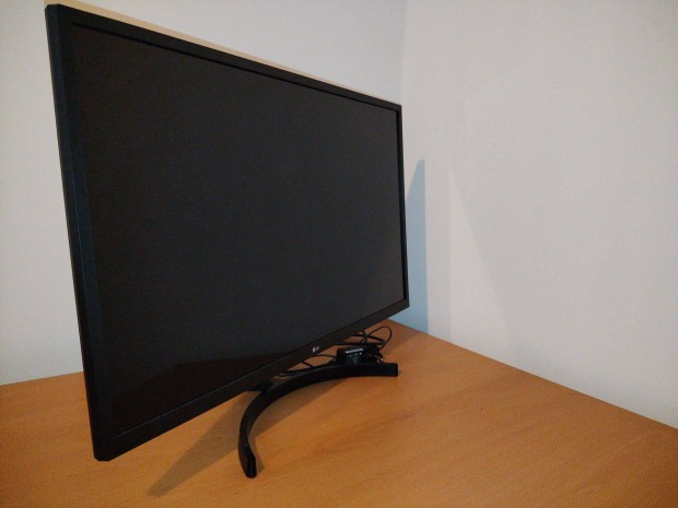 LG 32" LCD Monitor MN5-500MB elad Dubakeszin