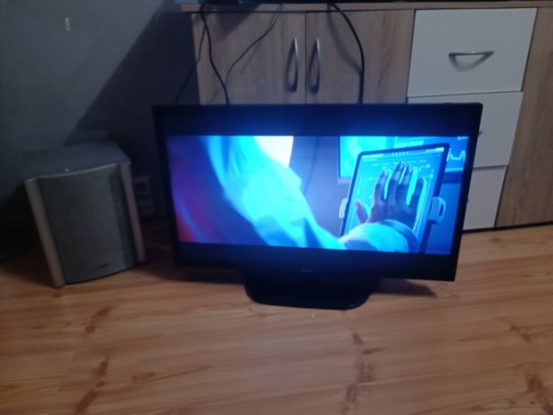 LG 32 colos tv (nem okos !