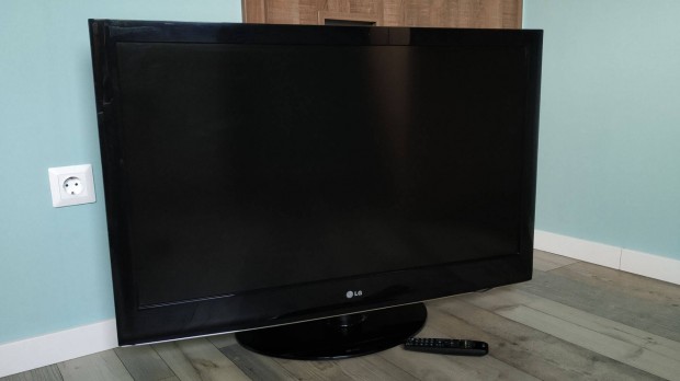 LG 42LH3000 LCD Full HD TV