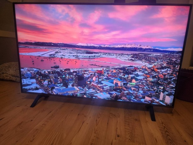 LG 4k Smart TV 108cm / Flis keret / Hibtlan 