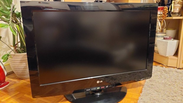 LG 81cm LCD TV/televzi