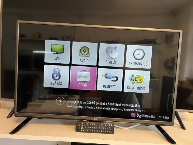 LG 82 cm LED tv (nem smart)