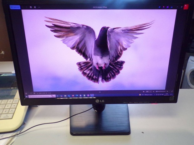 LG E2242T Led Monitor jtllssal