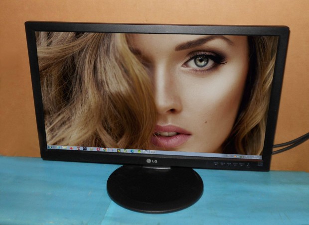 LG Flatron 23" Full HD IPS LED Monitor