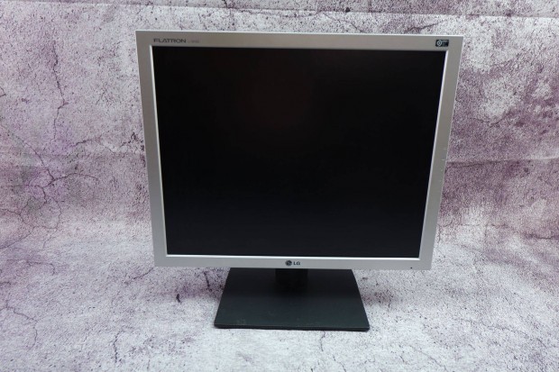 LG Flatron L1919S 19 LCD monitor D-SUB VGA