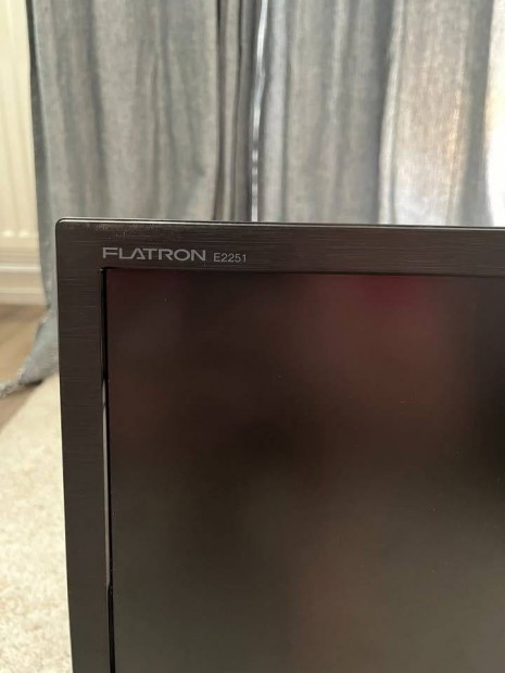 LG Flatron Monitor