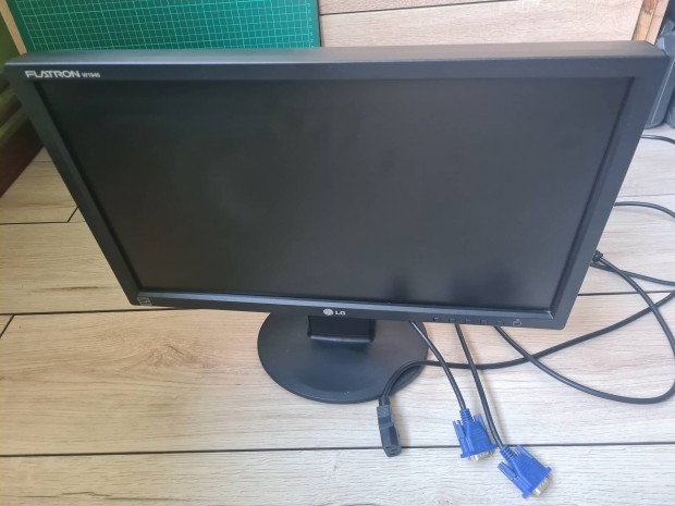 LG Flatron monitor