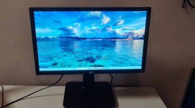 LG Full HD monitor (22 colos led, llthat, dnthet)