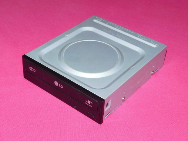 LG GH22NP20 5,25 colos, fekete, SATA, Dual Layer CD-DVD r PC-be