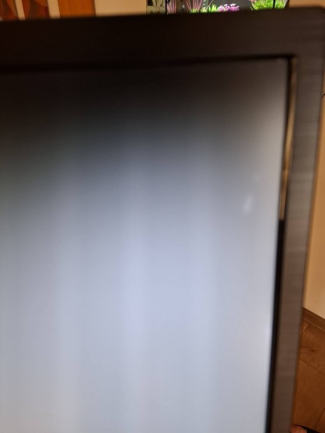 LG LED monitor