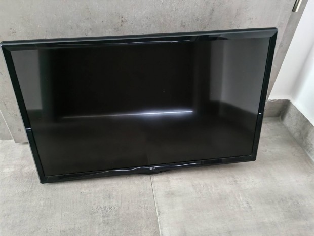 LG LED tv 24" 