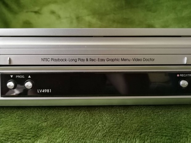 LG LV4981 VHS lejtsz