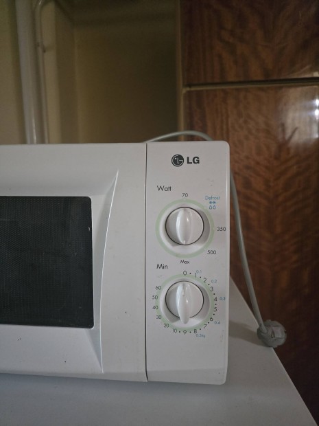 LG Mikrohullm st
