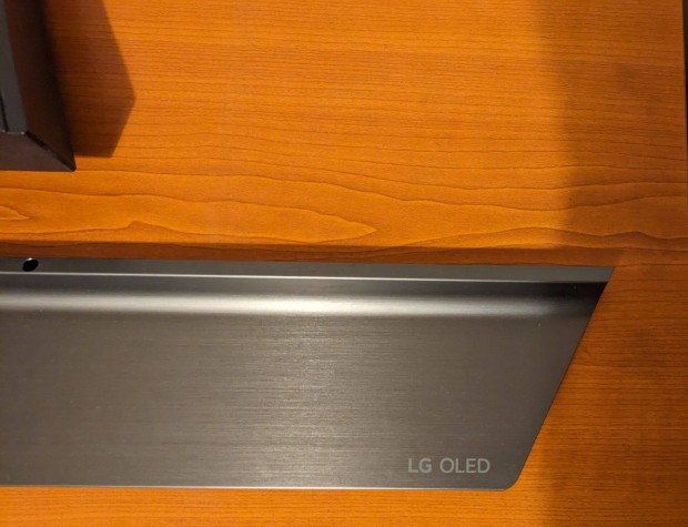 LG OLED base front - takar dszlc