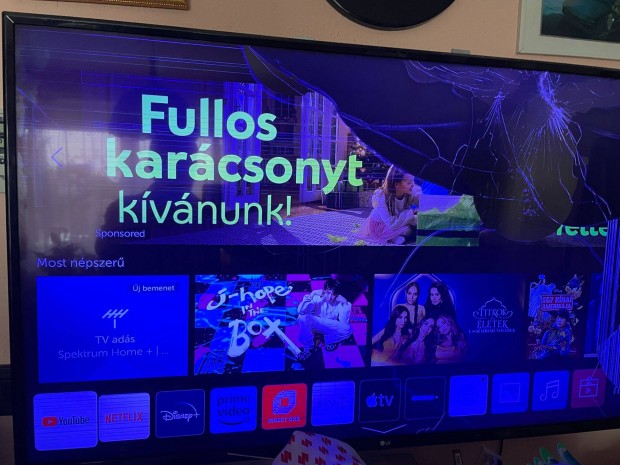 LG Smart UHD TV -140