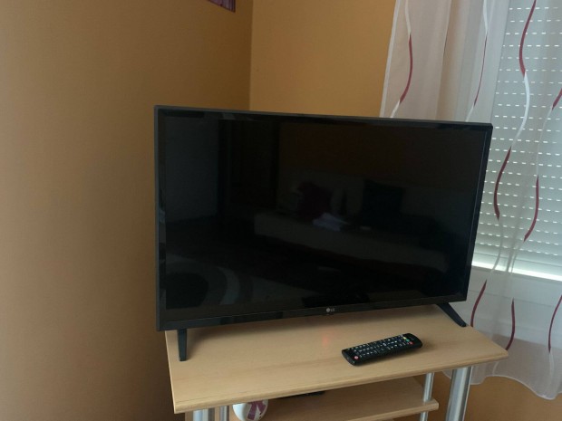 LG TV 80cm/32