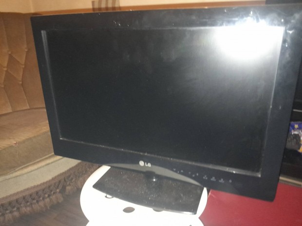 LG TV s monitor egyben 