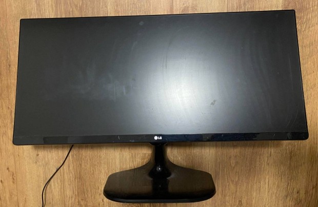 LG Ultraszles Monitor IPS