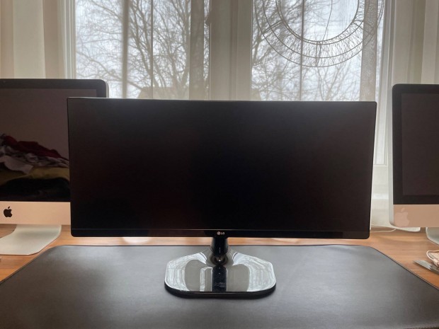 LG Ultrawide 21:9 1080p monitor