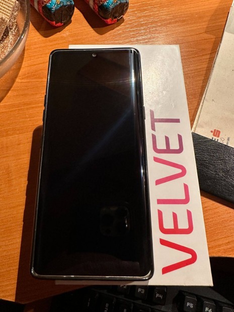 LG Velvet 4G 128 gb