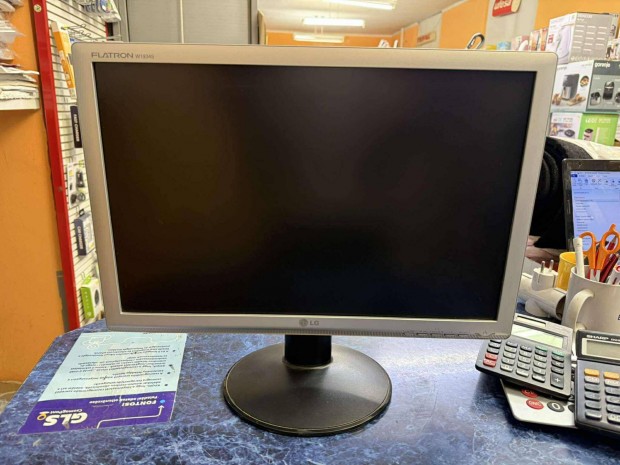 LG W1934S használt 19" monitor