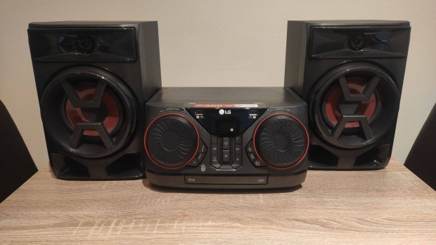 LG Xboom CK43 Hi-Fi rendszer DJ funkcikkal