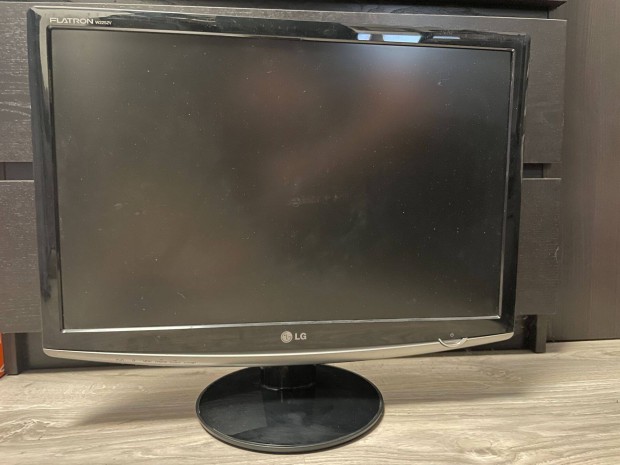 LG - Flatron W2252V Monitor