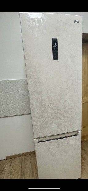 LG hűtőszekrény eredeti ár fele !!
