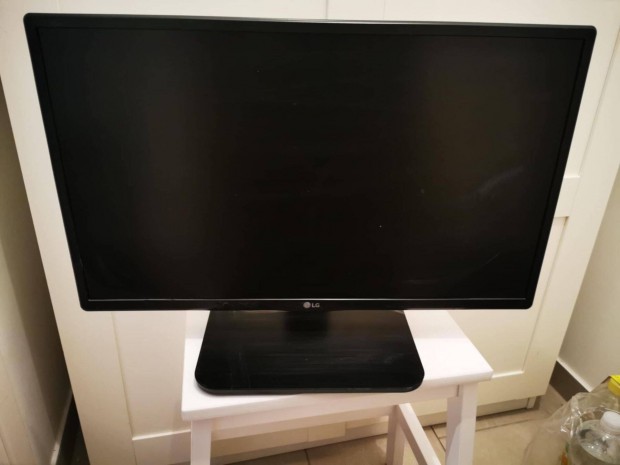 LG monitor fekete