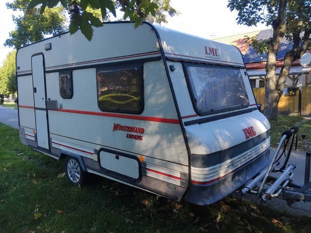 LMC 450 Lakkocsi Teleptsre Zuhany Wc 