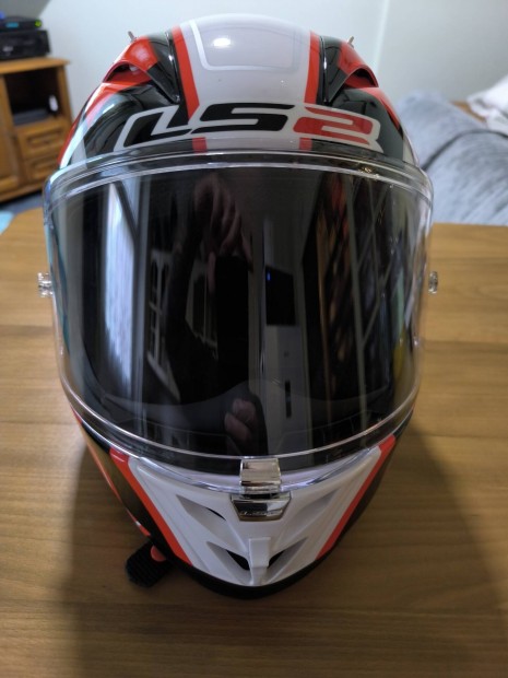 LS2 buk�sisak elad� 