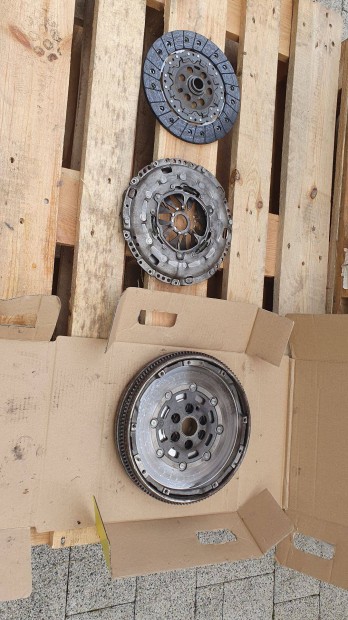 LUK kuplung szettaudi, VW Passat - Golf - Transporter, SEAT, Skoda Oct