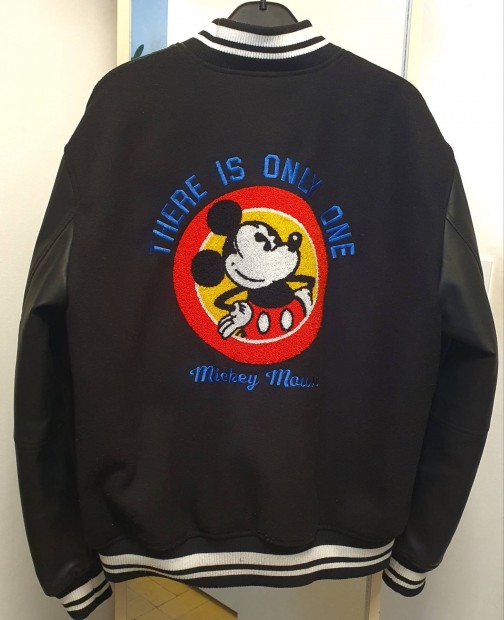 L-es Disney Mickey Mouse varsity baseball bomber dzseki kabt