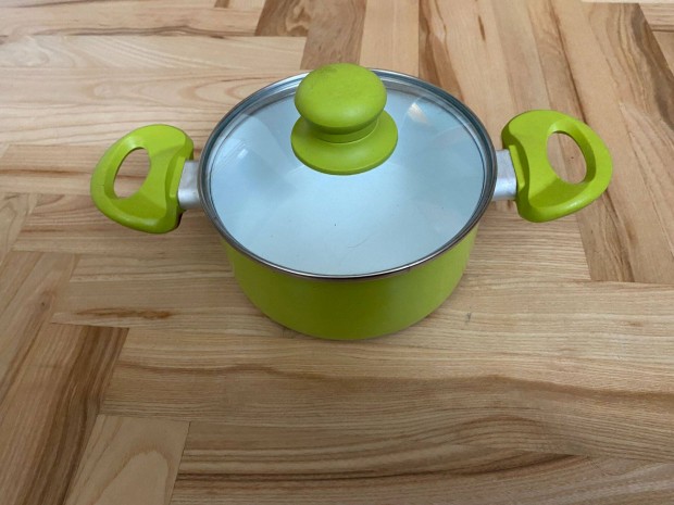 Lábas fedővel (16 cm)
