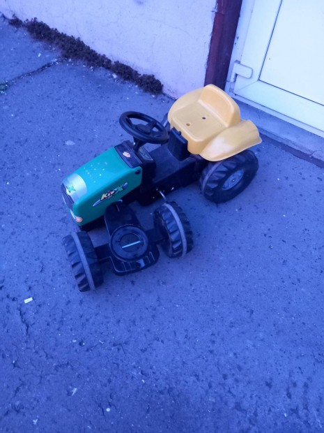 Lbbal hajts gyermek traktor 3-6 veseknek, hibs