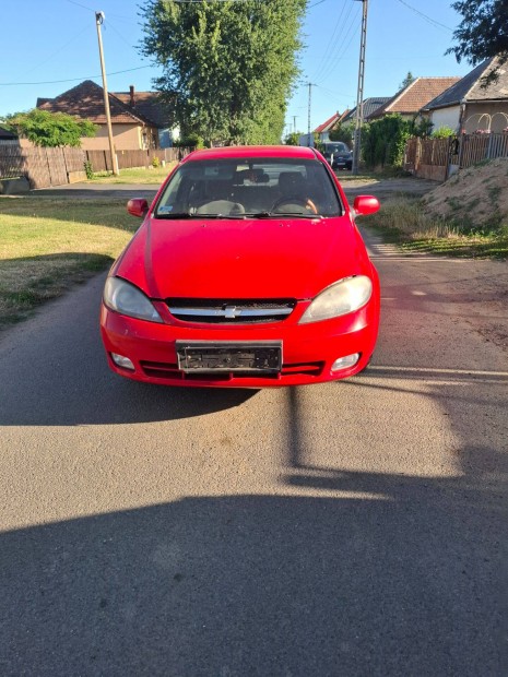 Lacetti alkatrszek eladk