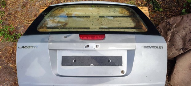 Lacetti kombi hátsó ajtó