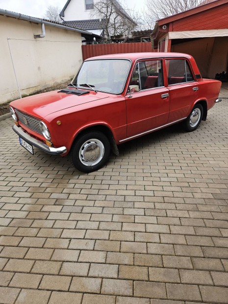 Lada1200 szemelyat 