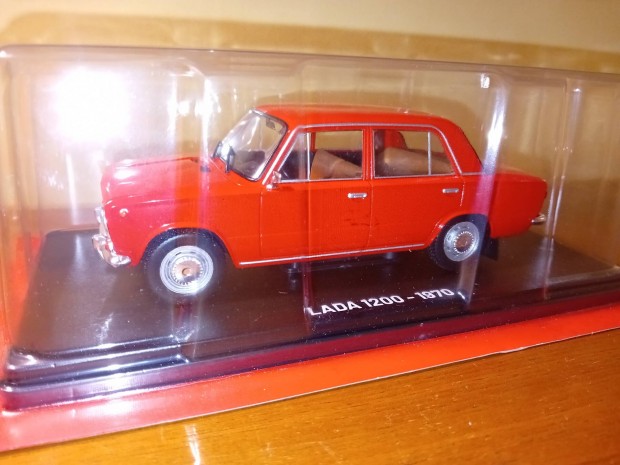 Lada 1200 1/24