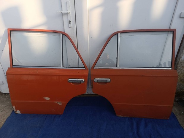 Lada 1200 ajt�k, csomagt�rfed�l