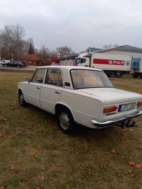 Lada 1200 friss mszakival