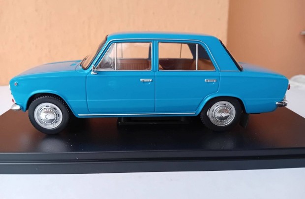 Lada 1200 zsiguli Modellauto 1/24 meretarany