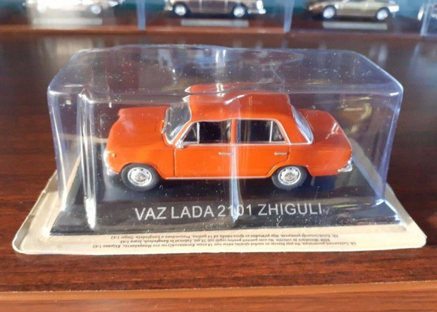 Lada 2101 piros 1 kisauto modell 1/43 Elad