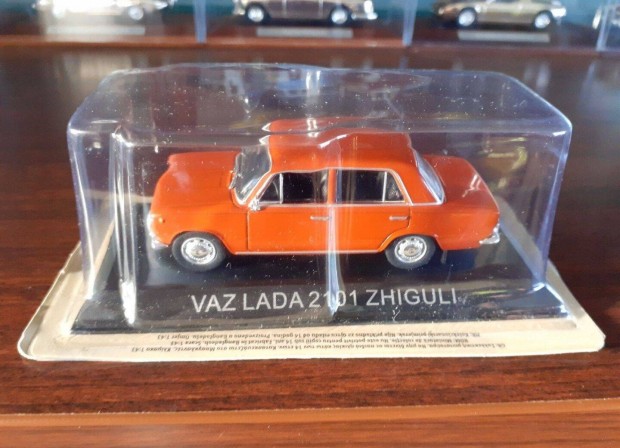 Lada 2101 piros "Bulgar Dea" kisauto modell 1/43 Elad