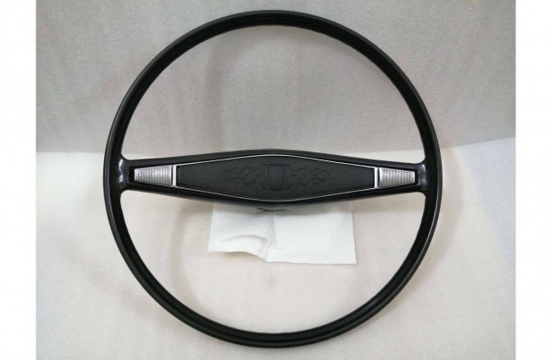 Lada 2103-2106 Niva korm�ny �jszer�