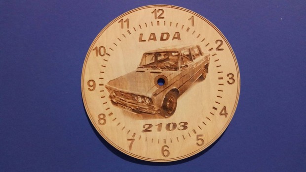 Lada 2103 fnykp alapjn kszlt gravrozott korong falira