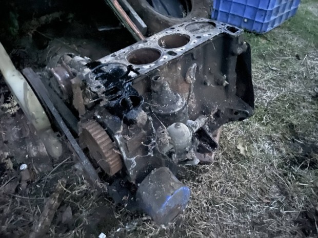 Lada 2103 motor elad