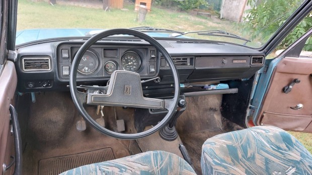 Lada 2105-�s elad� 