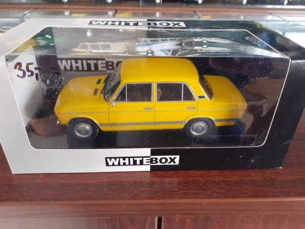 Lada 2106 White-Box kisauto modell 1/24 Elad