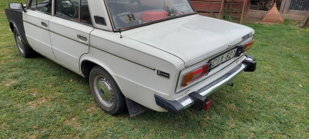 Lada 2106 .....